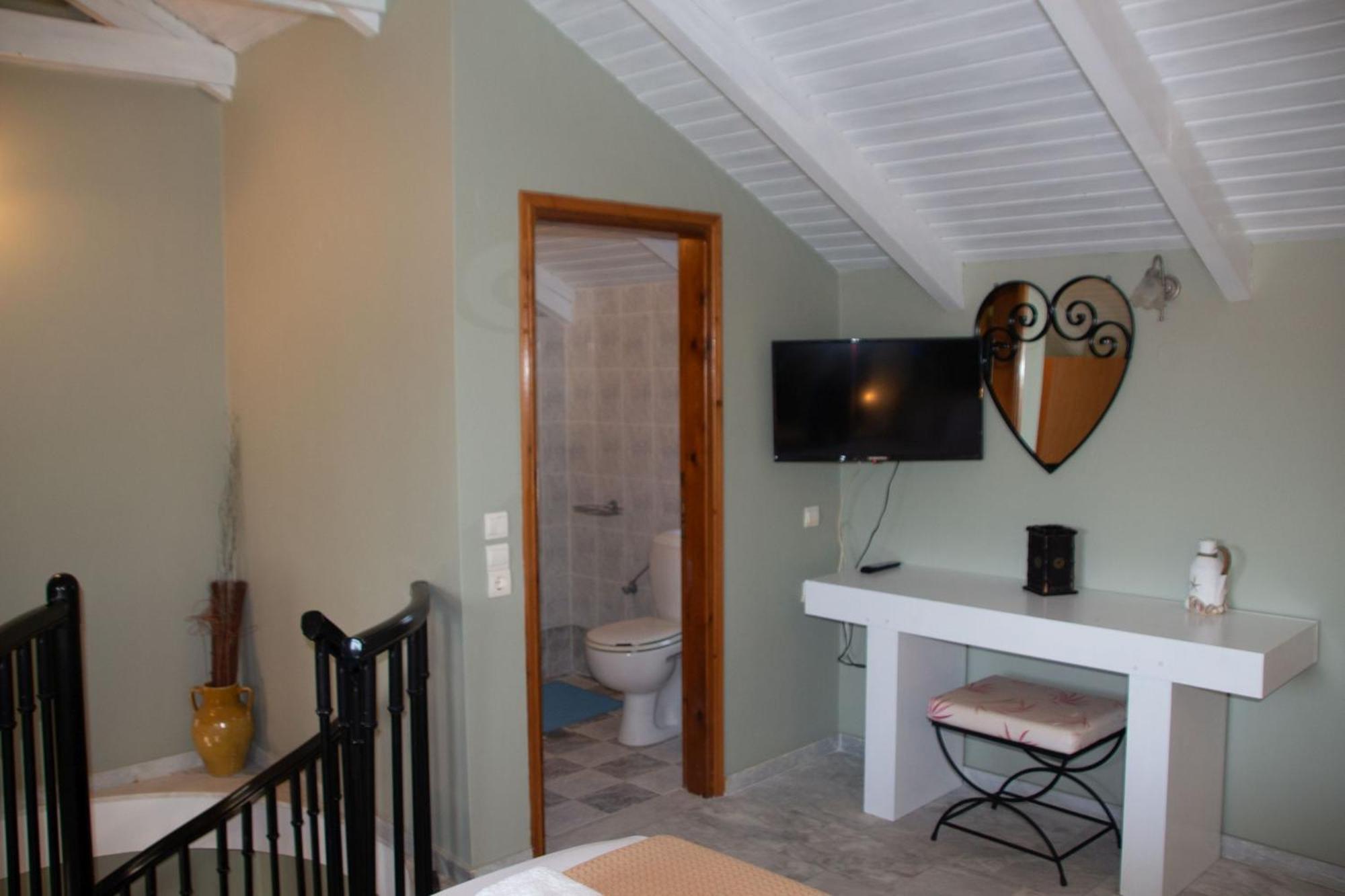 Avesta Apartments - 200M From The Beach Vasilikí Pokoj fotografie